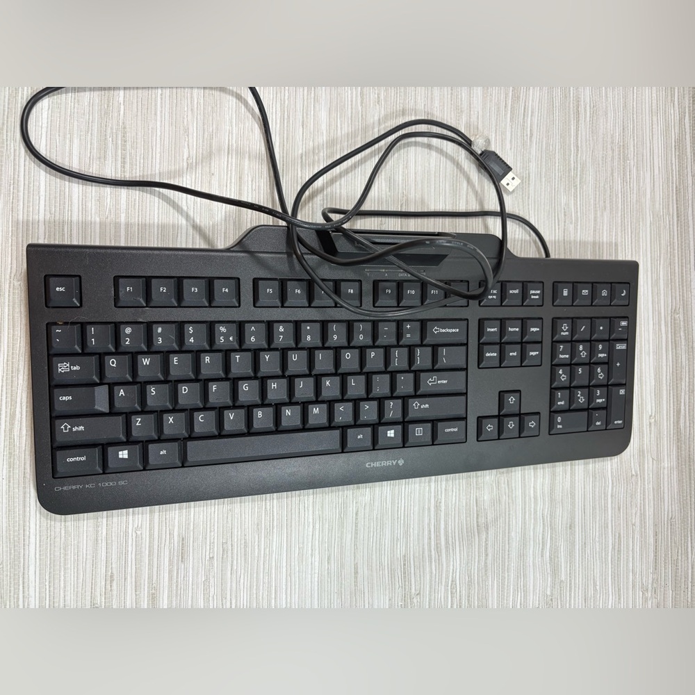 CHERRY ✨Black Wired Keyboard cherry kc 1000 sc